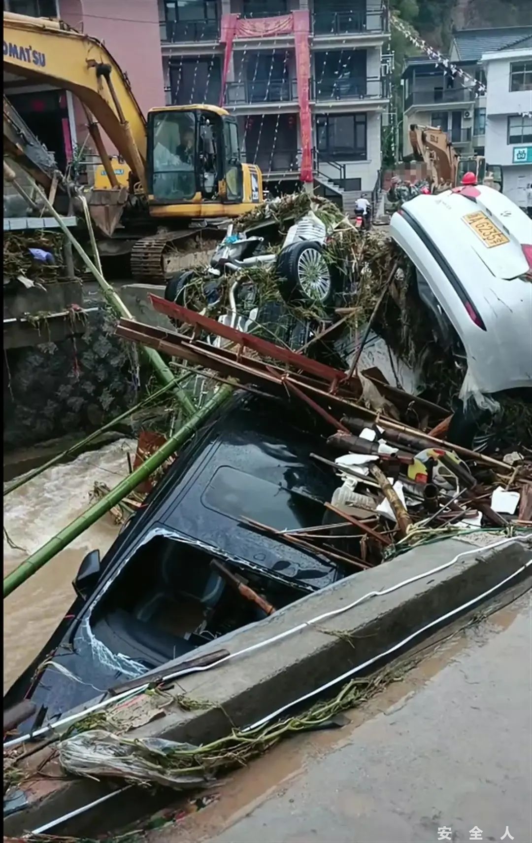杭州突降暴雨,5人遇难2人失联